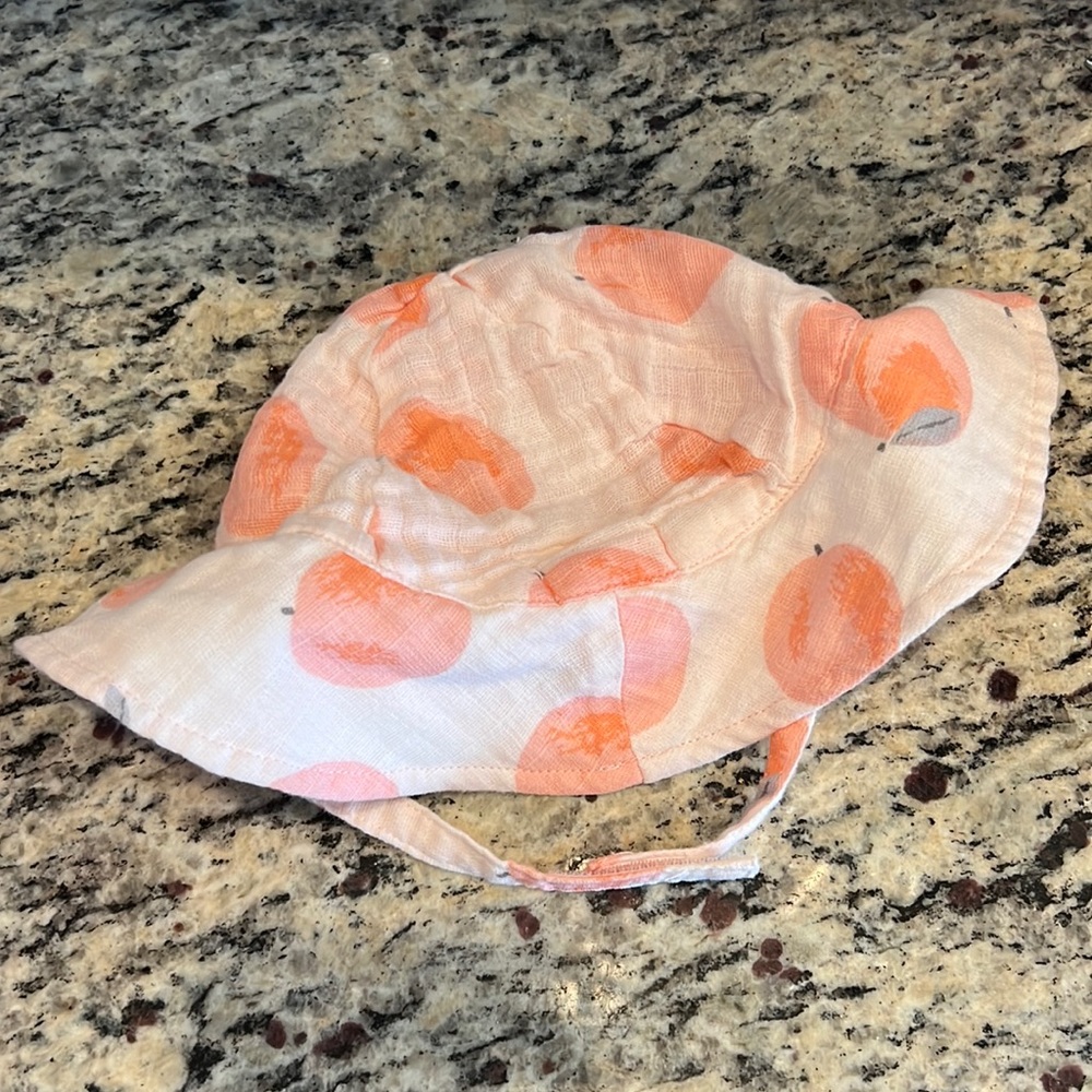 Baby girl peach linen sun hat